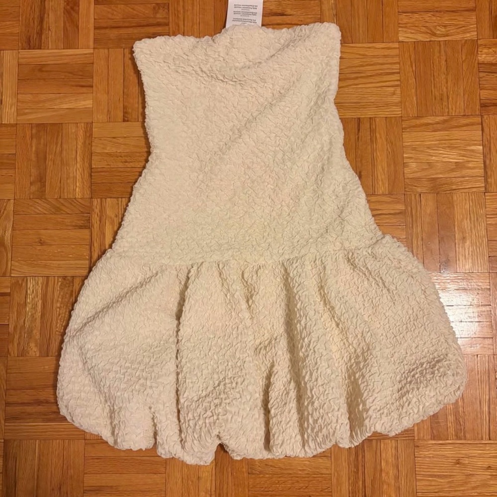 BUBBLE-HEM BANDEAU DRESS